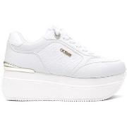 Kengät Guess  FLPC10FAL12WHITE  36