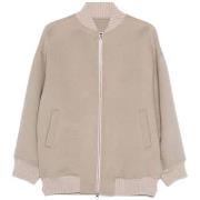 Pusakka Isabelle Blanche  -  IT S