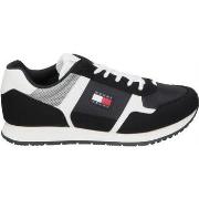 Kengät Tommy Hilfiger  EM0EM01590BDS  41