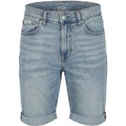 Shortsit & Bermuda-shortsit Calvin Klein Jeans  LV04RF920G  IT 44