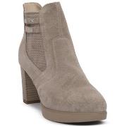 Nilkkurit NeroGiardini  NERO GIARDINI 451 VELOUR CRETA  37