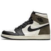 Tennarit Nike  1 High Dark Mocha  40