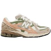 Tennarit New Balance  1906U Linen Dark Olivine  40