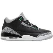 Kengät Nike  Jordan 3 Retro Green Glow  52