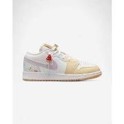 Kengät Nike  Jordan 1 Low Mushroom (GS)  38