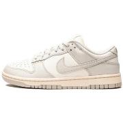 Kengät Nike  Dunk Low Light Bone  38