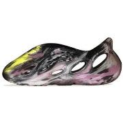 Kengät adidas  Yeezy Foam RNNR MX Carbon  42