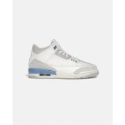 Kengät Nike  Jordan Brand Air Jordan 3 Retro (GS) "Lucky Shorts"  36