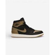 Kengät Nike  Jordan Brand Air Jordan 1 Retro High Og "Black And Gold" ...
