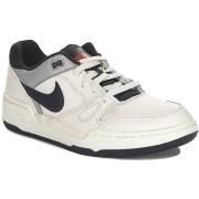 Kengät Nike  Full Forced Lo Platinum  41