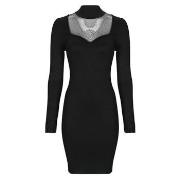 Lyhyt mekko Guess  LS LUCY RHINESTONES SWTR  EU S