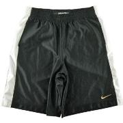 Shortsit & Bermuda-shortsit Nike  289749  EU L