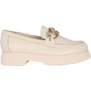 Tennarit Högl  Stacy  37