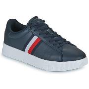 Kengät Tommy Hilfiger  SUPERCUP LEATHER  44