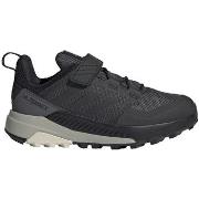 Tennarit adidas  Terrex Trailmaker  30