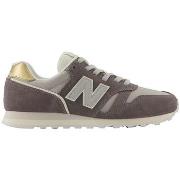 Tennarit New Balance  373  37