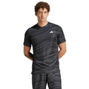 Lyhythihainen t-paita adidas  T-shirt  Club Graphic Noir  EU S