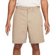 Chino-housut / Porkkanahousut Nike  Short Chino  Club Kaki  FR 32