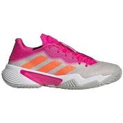 Naisten kengät adidas  Barricade Low  42