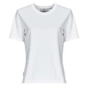 Lyhythihainen t-paita Superdry  Essential Logo Emb Tee  EU S