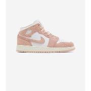 Kengät Nike  1 Mid SE Legend Pink (GS)  38