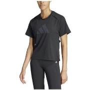 Lyhythihainen t-paita adidas  T-shirt  Performance noir  EU S