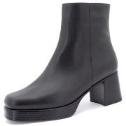 Kengät Piesanto  255503  38