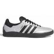Kengät adidas  Puig samba  42