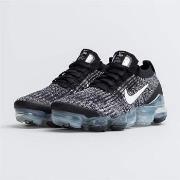 Kengät Nike  Wmns Air Vapormax Flyknit 3  37 1/2