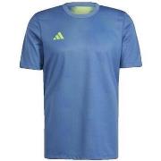 Lyhythihainen t-paita adidas  T-shirt  Réversible 24  EU S