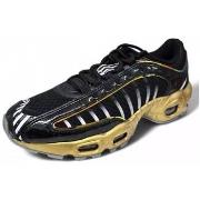 Kengät Nike  Air Max Tailwind 4  41