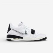 Kengät Nike  Jordan Legacy 312 Low White Black Elephant Swoosh  41