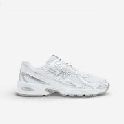 Kengät New Balance  740 White/Silver  44