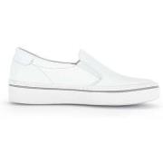 Tennarit Gabor  23.265.21  44