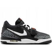 Kengät Nike  CD9054018  38