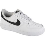 Kengät Nike  Air Force 1 07  43