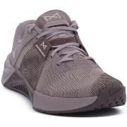 Kengät Nike  200 METCON 10  38