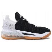 Kengät Nike  CW2760007  38