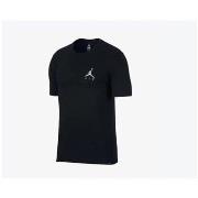 Lyhythihainen t-paita Nike  DA6799010  EU XS