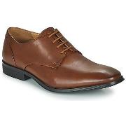 Kengät Clarks  GILMAN PLAIN  46