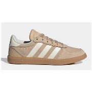 Kengät adidas  Ki6500  38