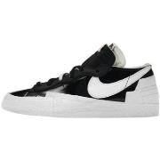 Kengät Nike  Blazer Low Sacai Black Patent Leather  42 1/2