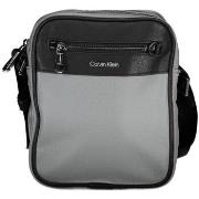 Käsilaukku Guess  k50k510566grigio01wuni  Yksi Koko