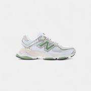 Kengät New Balance  9060 White Oregano  37