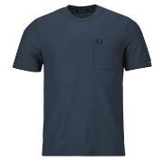 Lyhythihainen t-paita Fred Perry  POCKET DETAIL PIQUE T-SHIRT  EU S