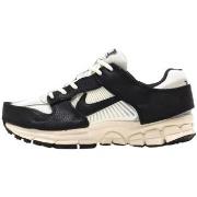 Kengät Nike  Zoom Vomero 5 Timeless Panda Dunk  44 1/2