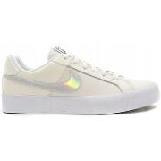 Kengät Nike  NIKEA02810104  36 1/2