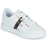 Kengät Guess  REEL  40