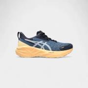 Kengät Asics  Novablast 5 Lite Show Orange Glow (Women's)  40