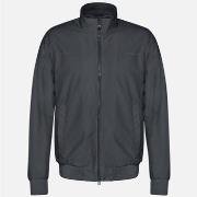 Pusakka Geox  Cazadoras Hombre Modèle M6520c T3218  EU XXL
